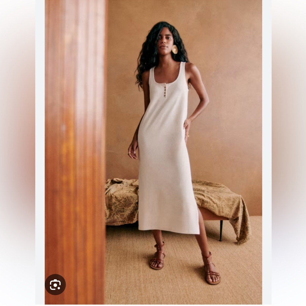 Sézane Ariana Dress in Cream.